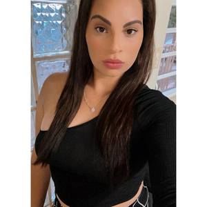 Meet your Posher, Verónica